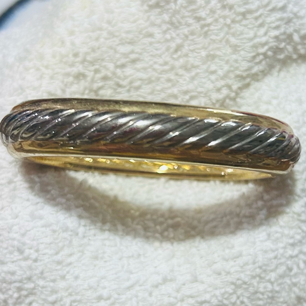 Elegant Gold and Silver Women's Bracelet